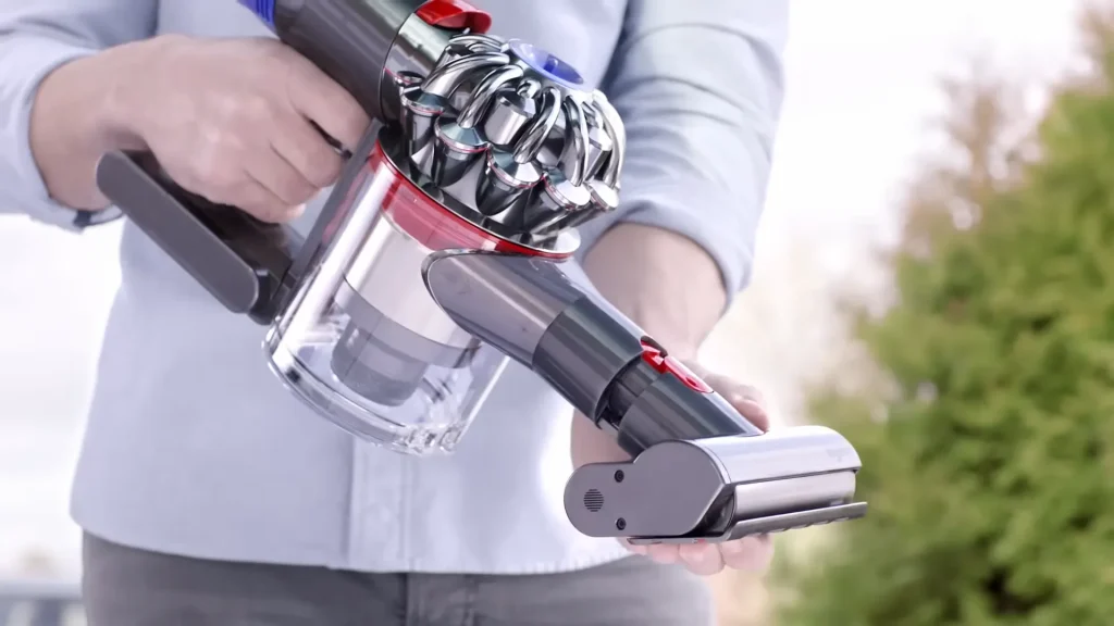dyson v8 vacuum