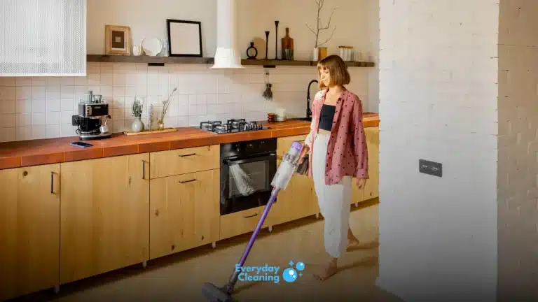 best cordless vacuum for small apartments
